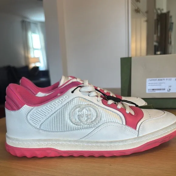Gucci White and Pink Sneakers - Picture 6 of 11